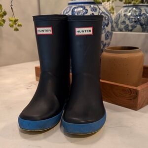 Hunter Kids Black Boots with Blue Soles